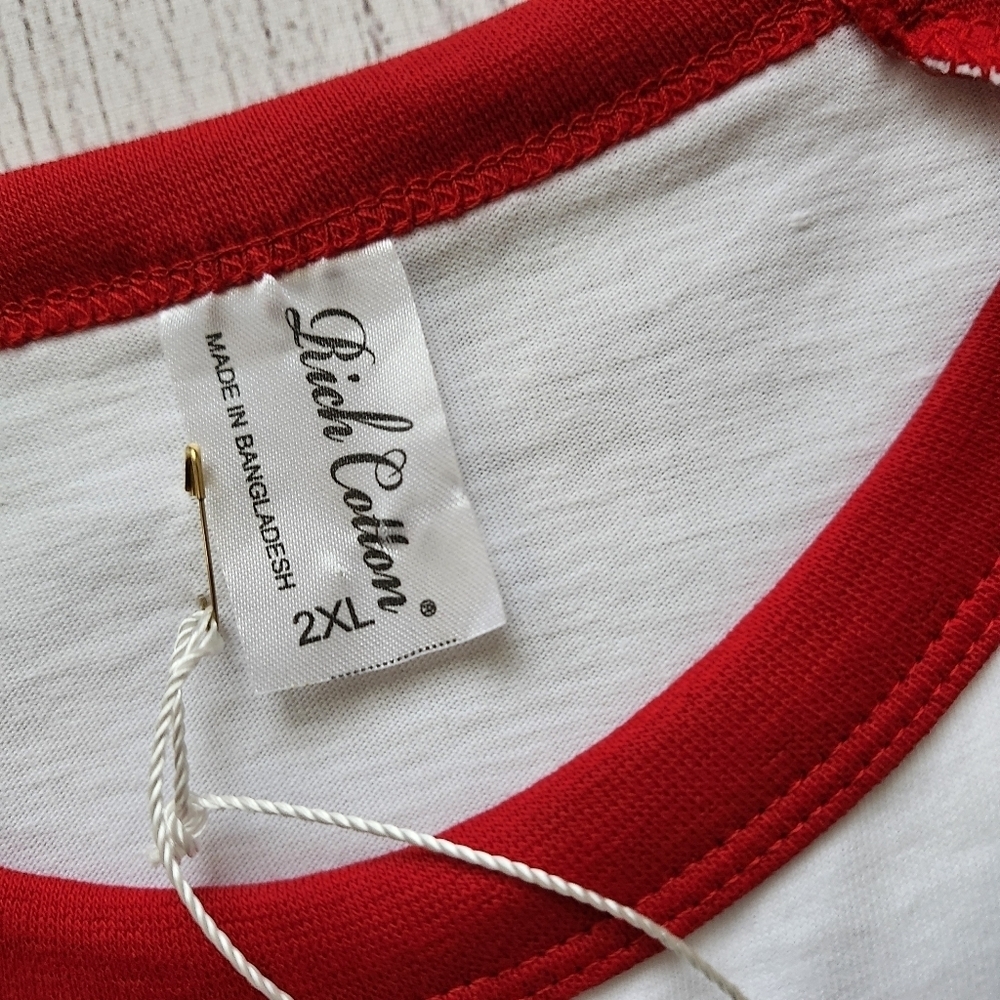 Red and White Men's Raglan Top Size 2XL - Picture 8 of 9